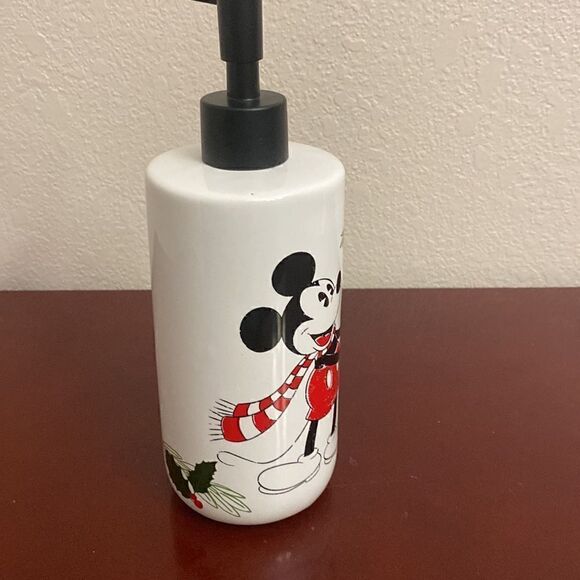 Disney Christmas Mickey Mouse Lotion Soap Pump Dispenser Ceramic - Picture 4 of 4